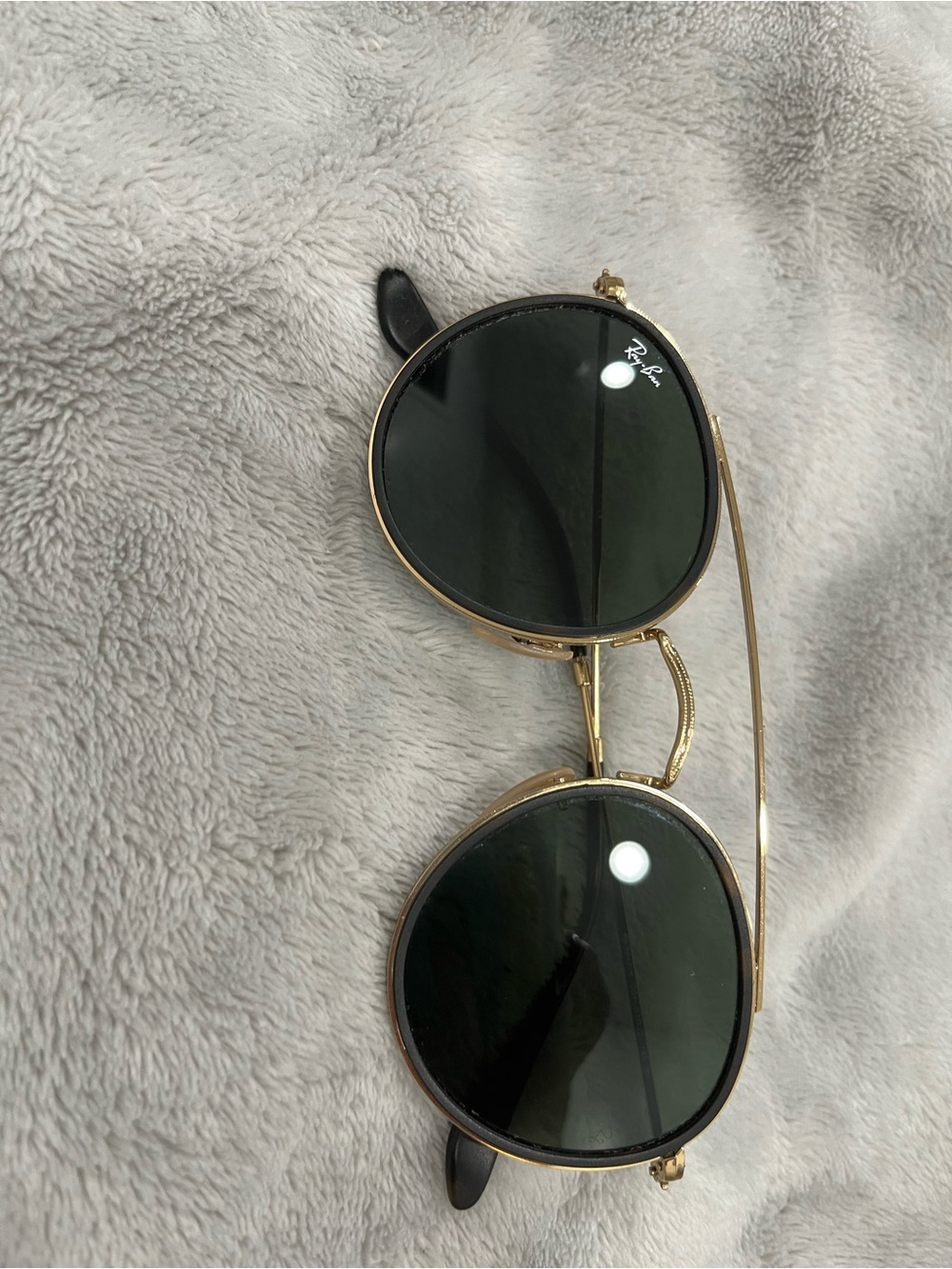 Ray-Ban Men’s Round Metal Sunglasses in Gold with Dark Green Lenses